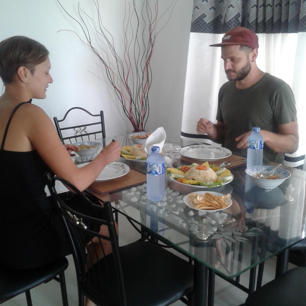 נגומבו Reshani Guest House מראה חיצוני תמונה