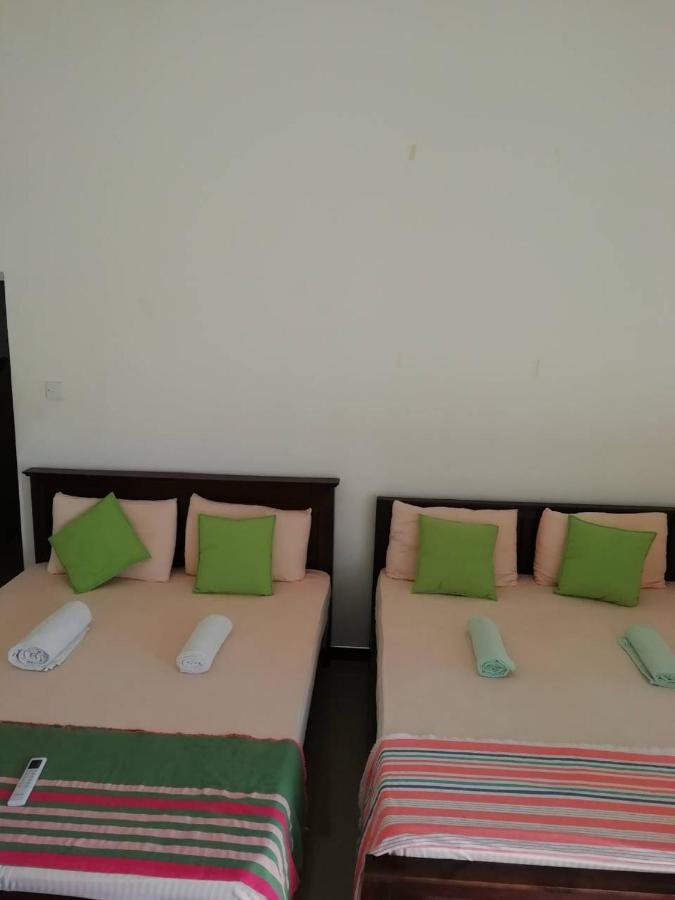 נגומבו Reshani Guest House מראה חיצוני תמונה