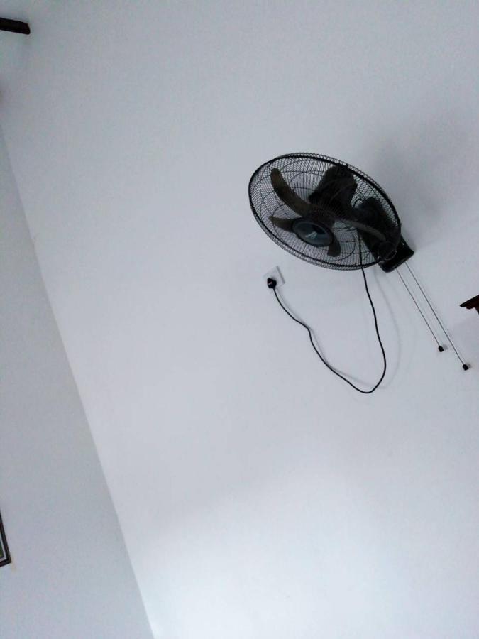 נגומבו Reshani Guest House מראה חיצוני תמונה