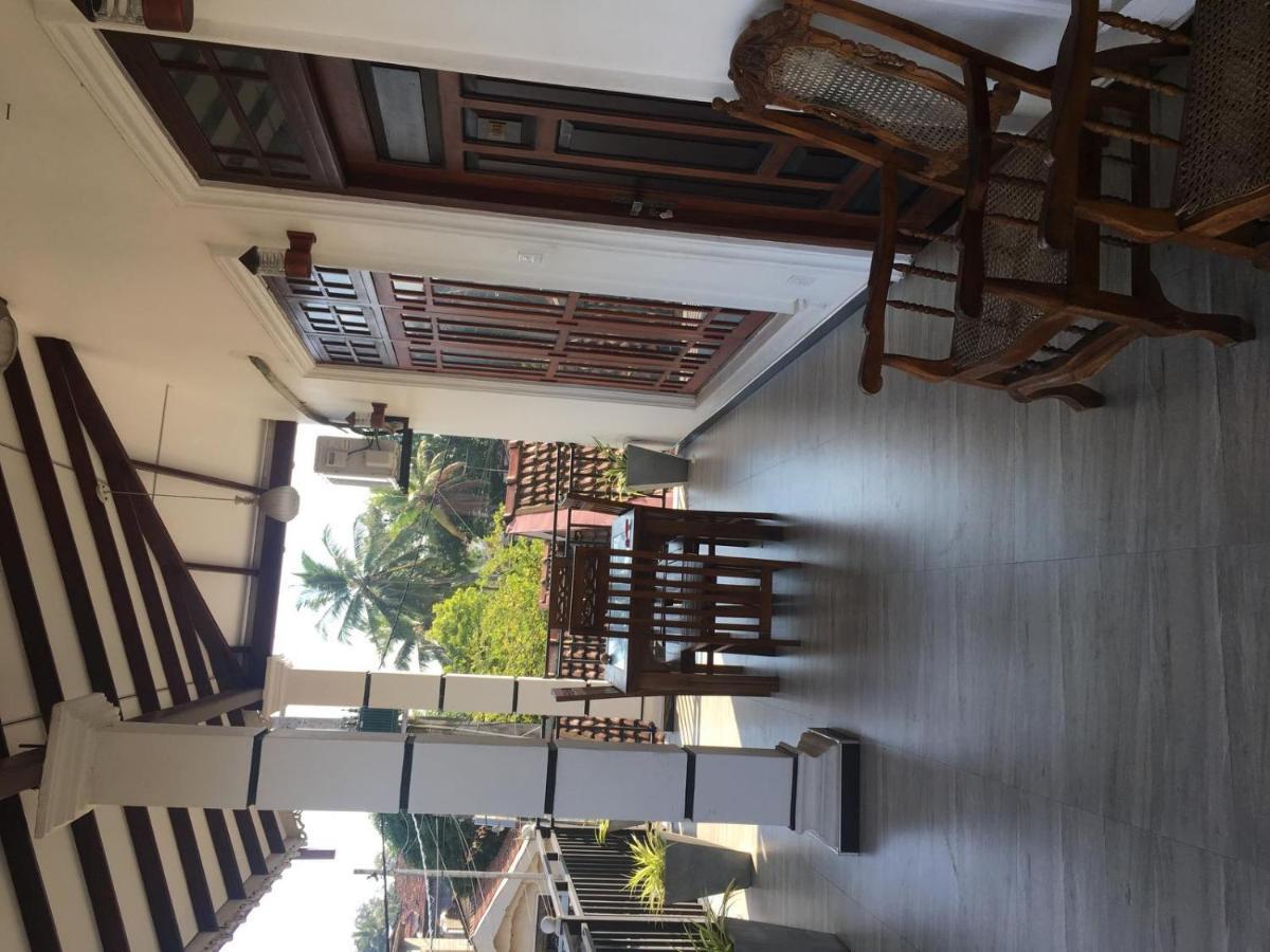 נגומבו Reshani Guest House מראה חיצוני תמונה