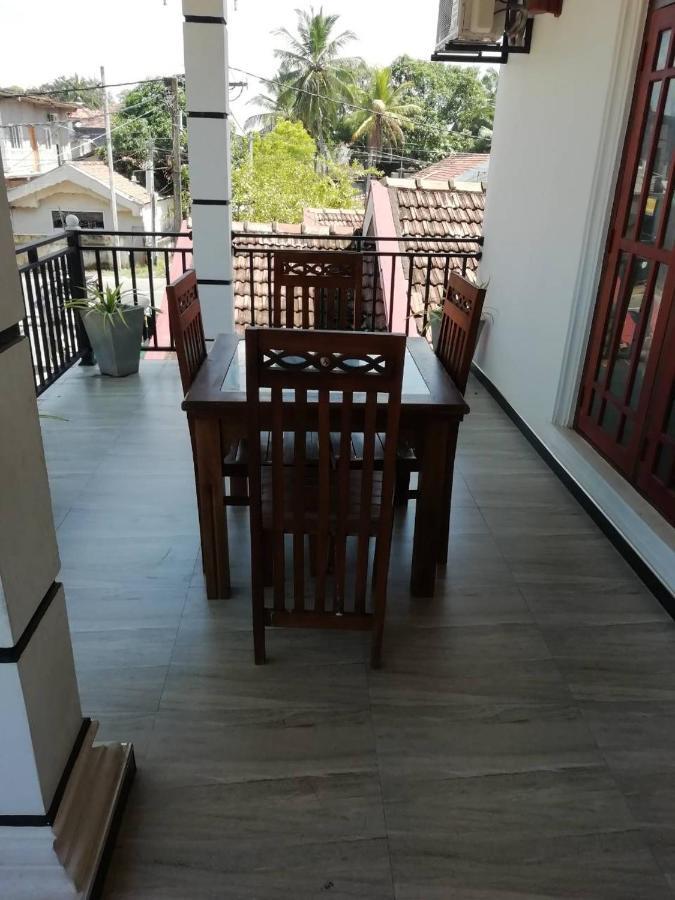 נגומבו Reshani Guest House מראה חיצוני תמונה
